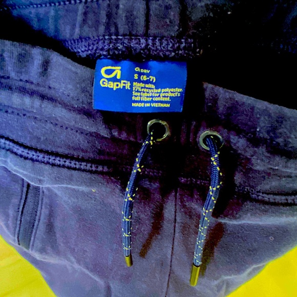 2/$16 Blue GapFit Joggers and Half Zip Pullover (Kids XS-S) - Picture 7 of 7